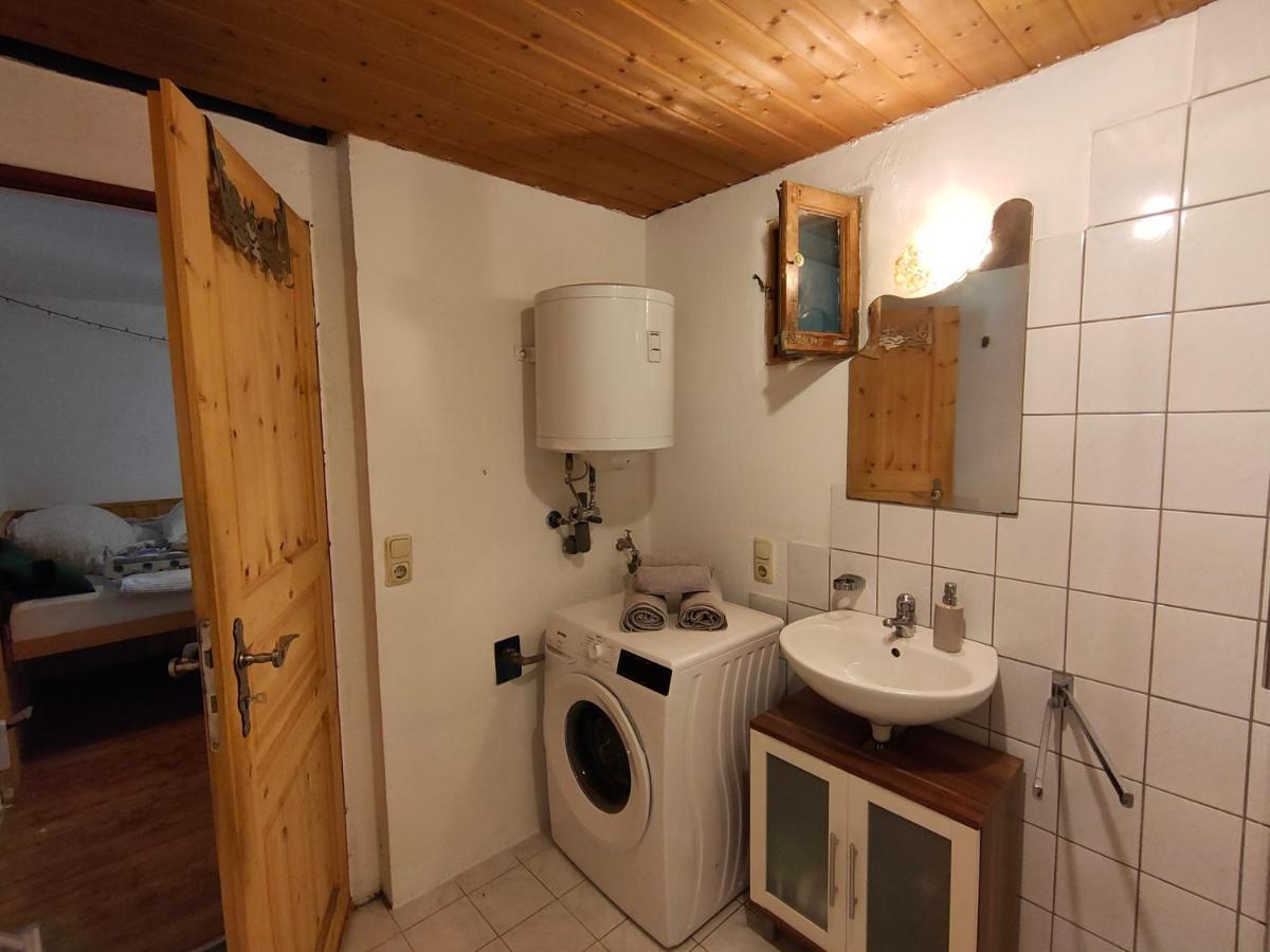 Gemuetliche Ferienwohnung Mit Kamin Und Garten Garmisch-Partenkirchen Exterior foto