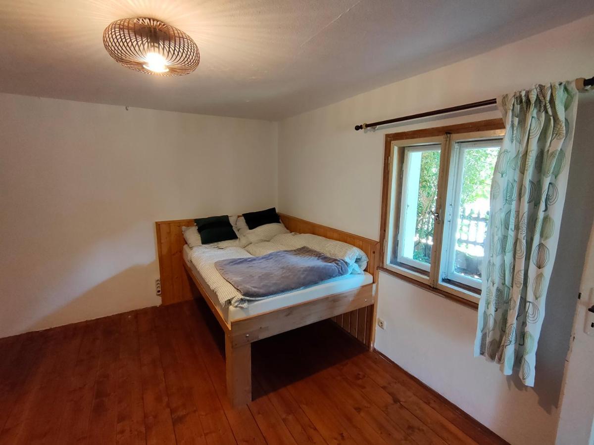 Gemuetliche Ferienwohnung Mit Kamin Und Garten Garmisch-Partenkirchen Exterior foto